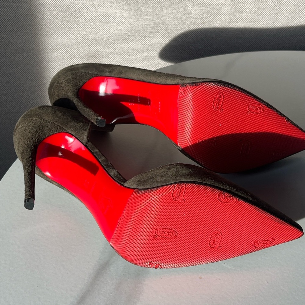 Christian Louboutin Iriza 85mm pumps dark/olive Green Suede - Picture 5 of 13